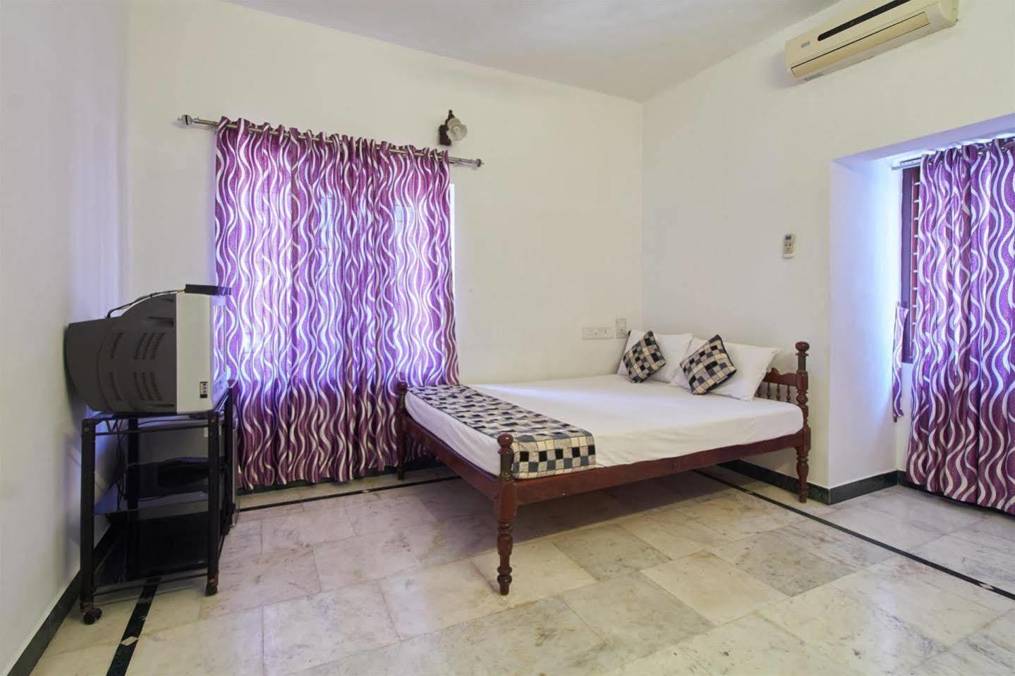 Hotel White Rose Kochi Luaran gambar